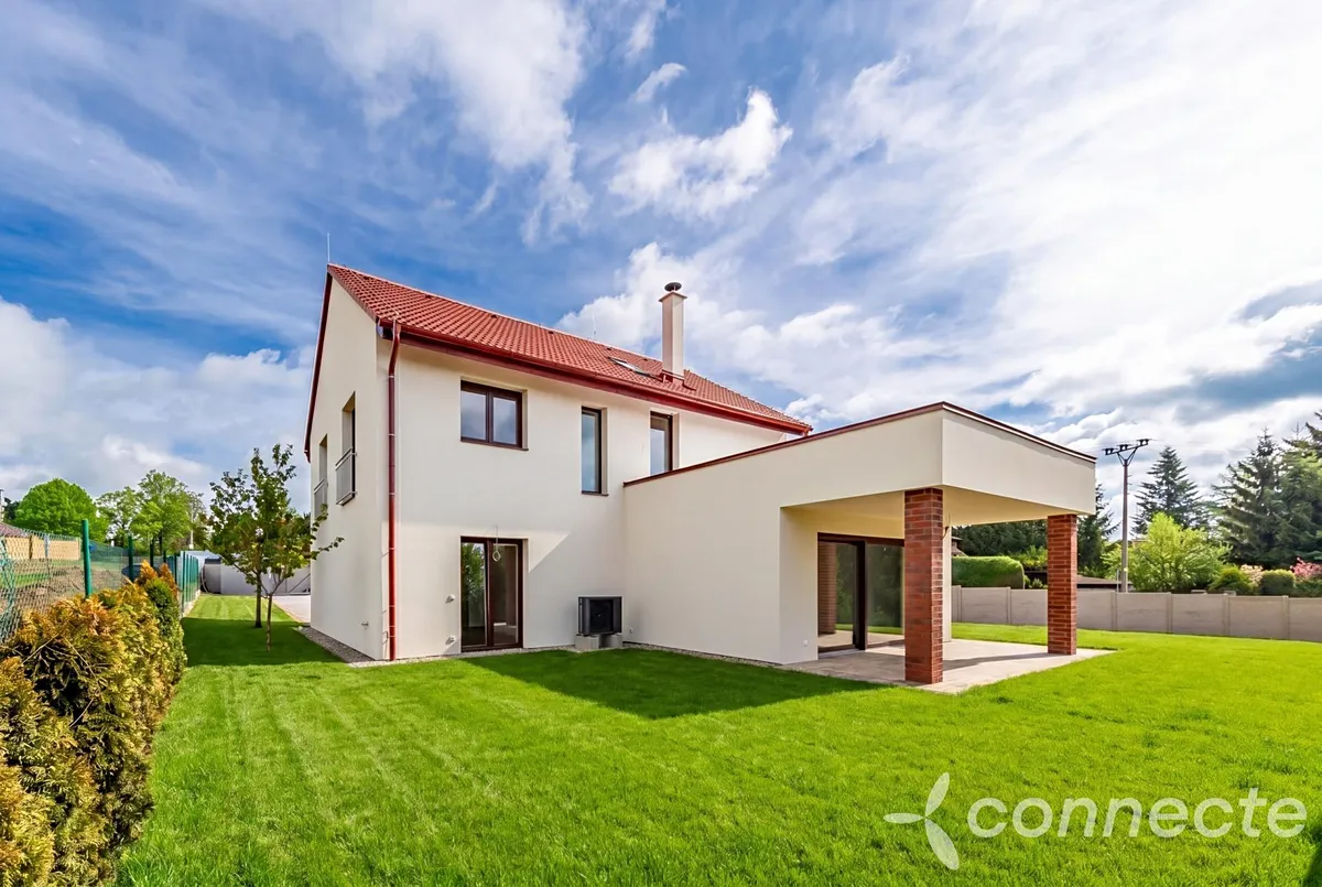 Prodej rodinného domu 161 m², pozemek 1087 m²